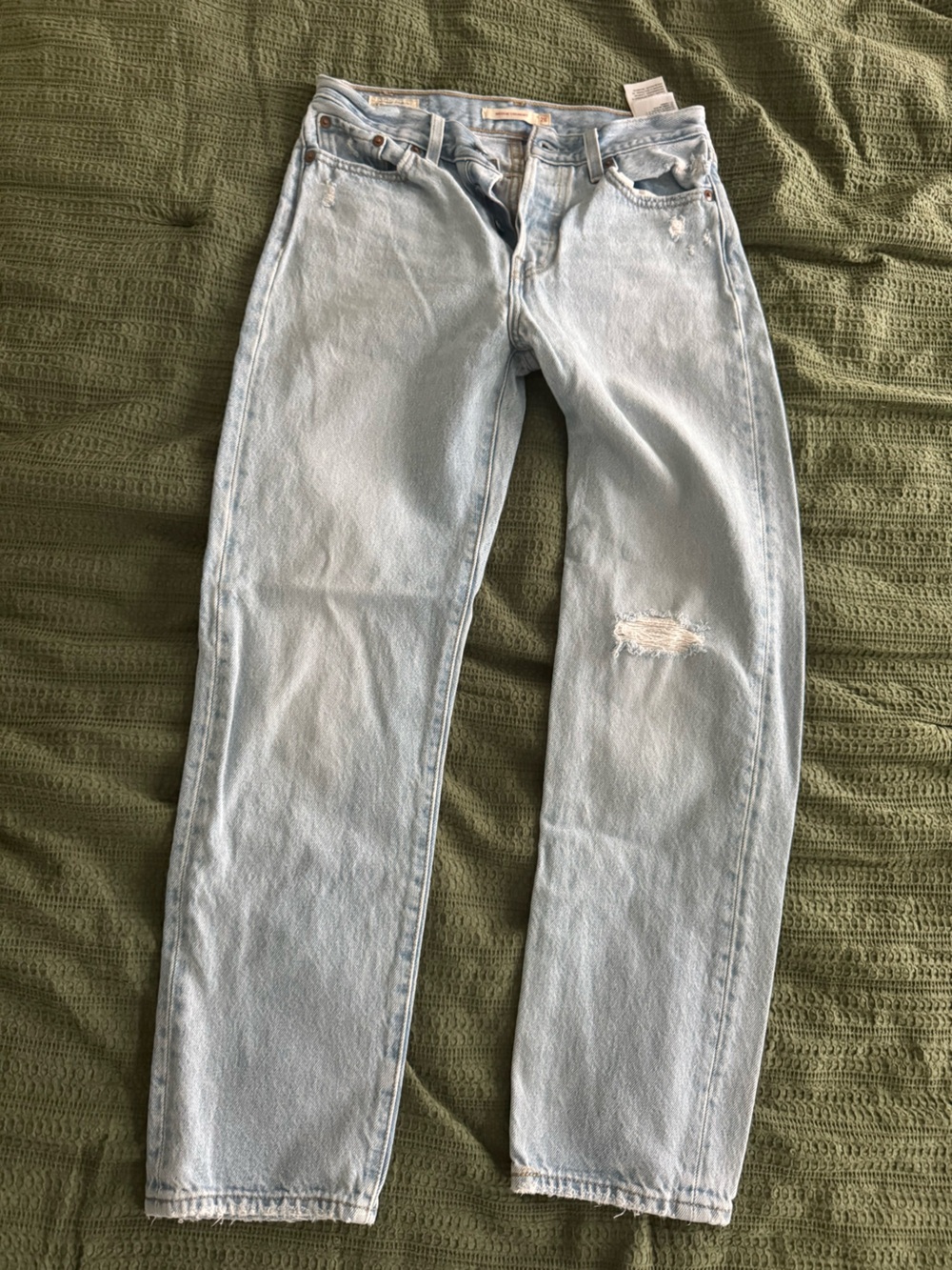 Levi’s Wedgie Straight Light Washed Blue Jeans